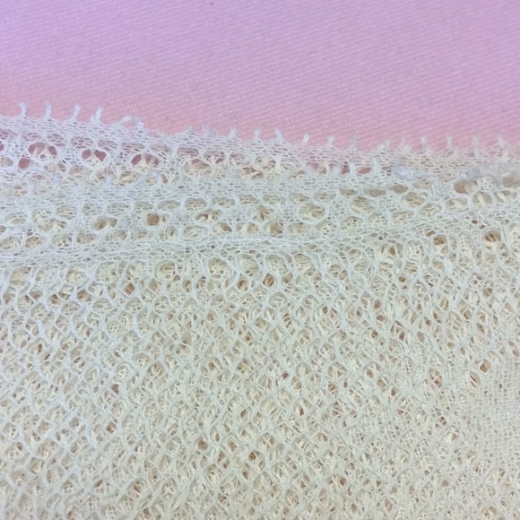 FINAL SALE PRICE 2 Pc. Lot of Lace/Mantle Scarf - Picture 3 of 7